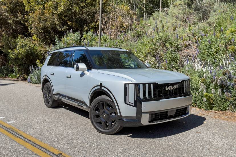 kia-telluride-turbo-hybrid-sx-prestige-2027-01-exterior-front-angle