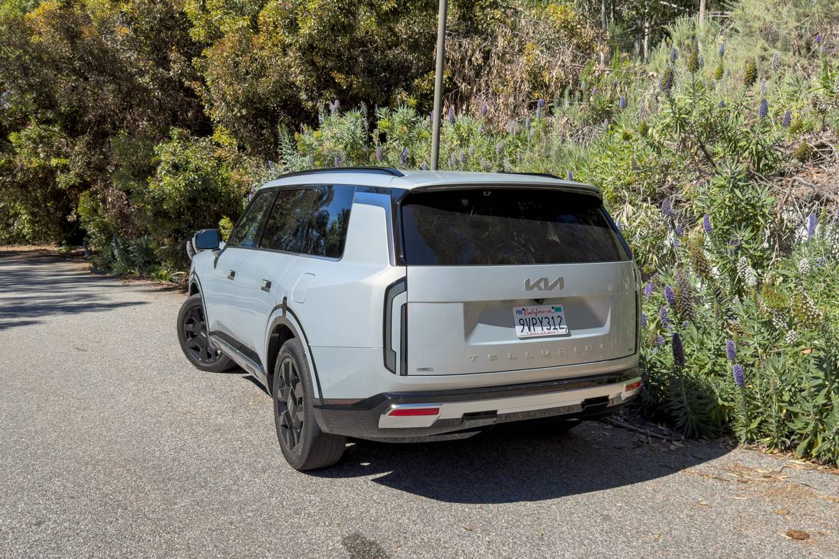 kia telluride turbo hybrid sx prestige 2027 08 exterior rear scaled jpg