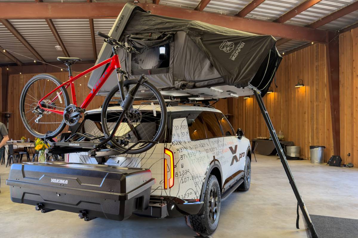 kia telluride turbo hybrid sx prestige 2027 12 exterior rear angle scaled jpg