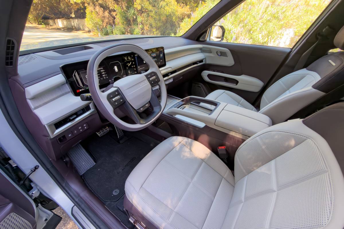 kia telluride turbo hybrid sx prestige 2027 14 interior front row jpg