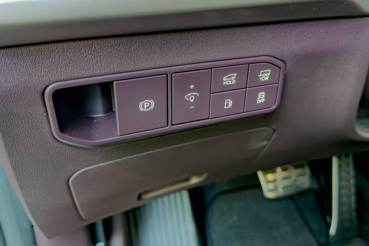 kia telluride turbo hybrid sx prestige 2027 26 interior dashboard controls scaled jpg