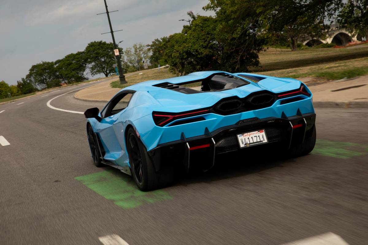 2026 Lamborghini Revuelto