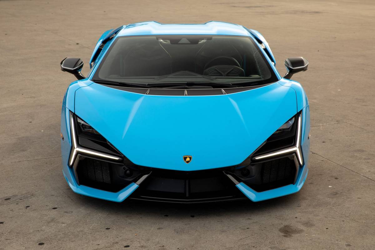 2026 Lamborghini Revuelto