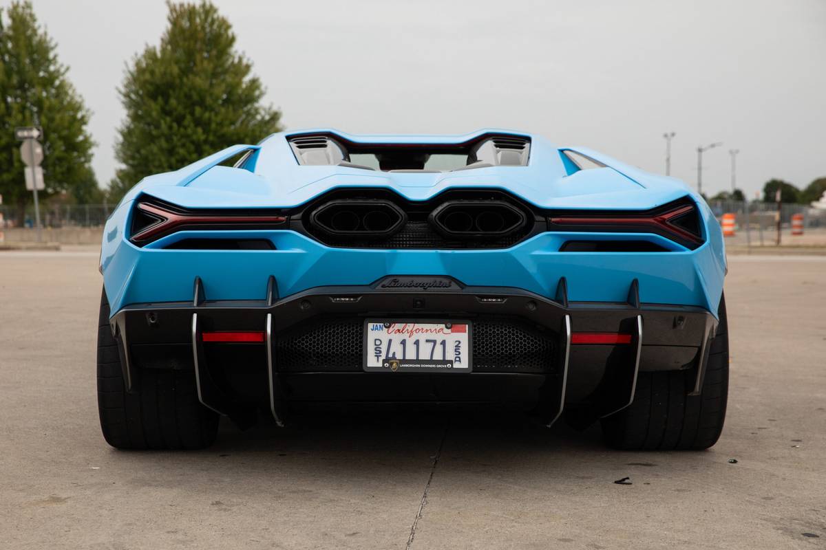 2026 Lamborghini Revuelto