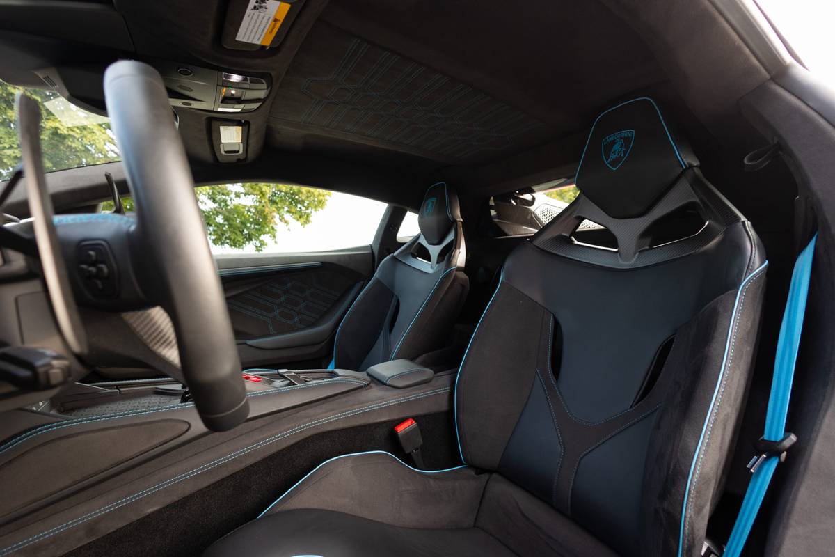 2026 Lamborghini Revuelto