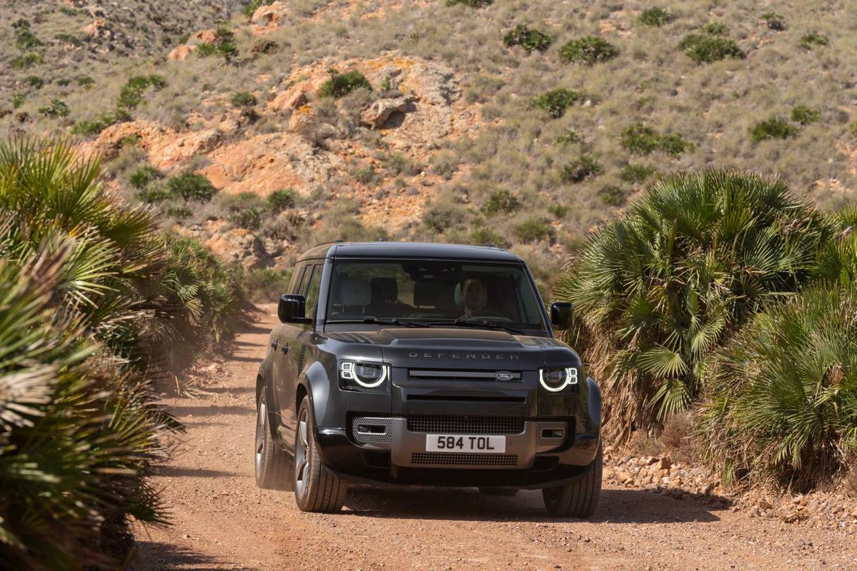 2025 Land Rover Defender Offers Captain’s Chairs, Tons of Practical