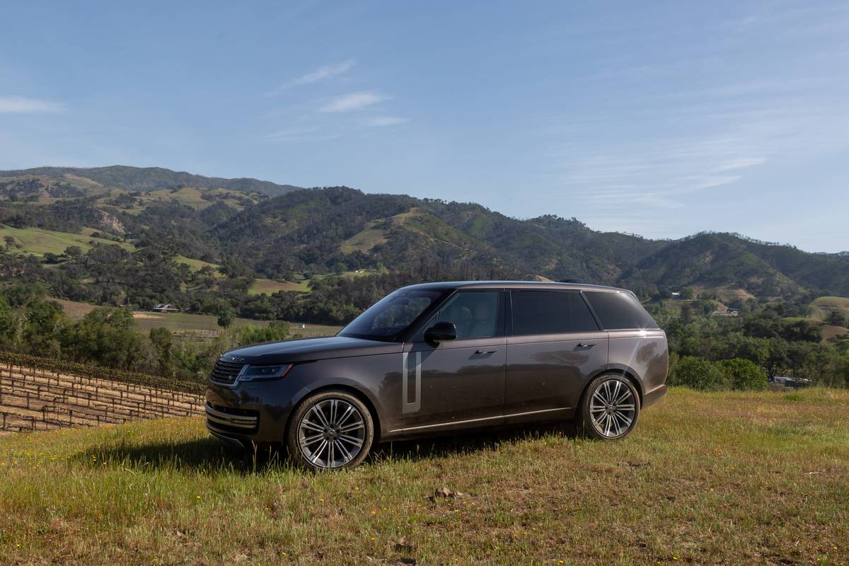 range rover 2022 black price