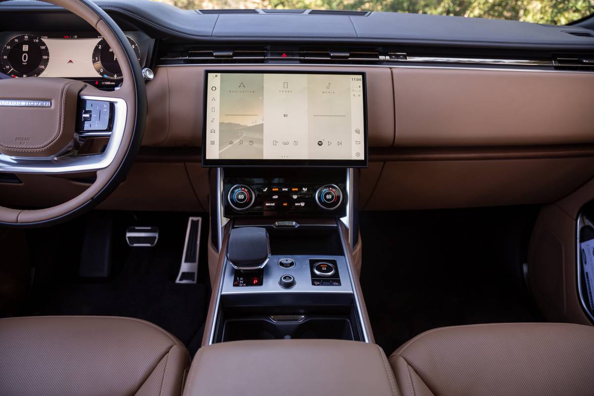 range rover 2022 autobiography interior