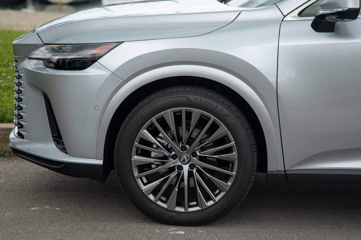 2026 Lexus RX 500h