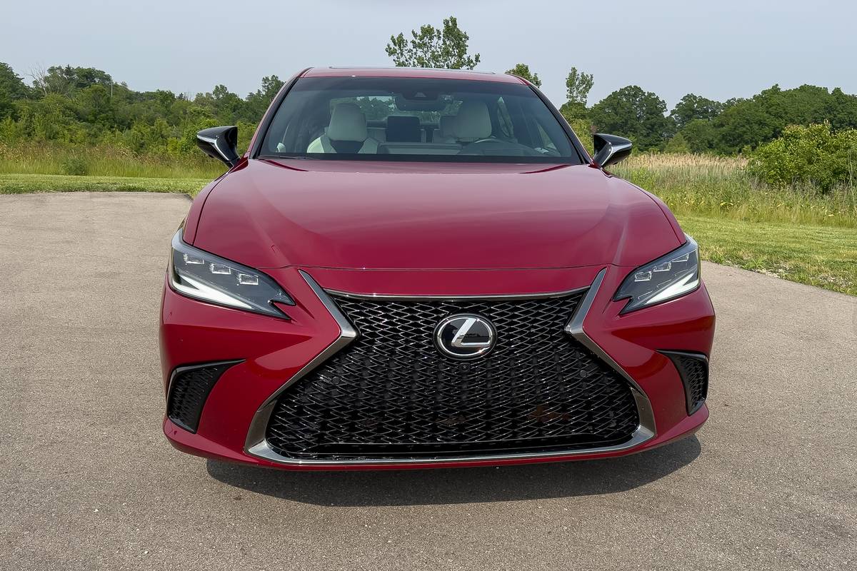 2025 Lexus ES 350