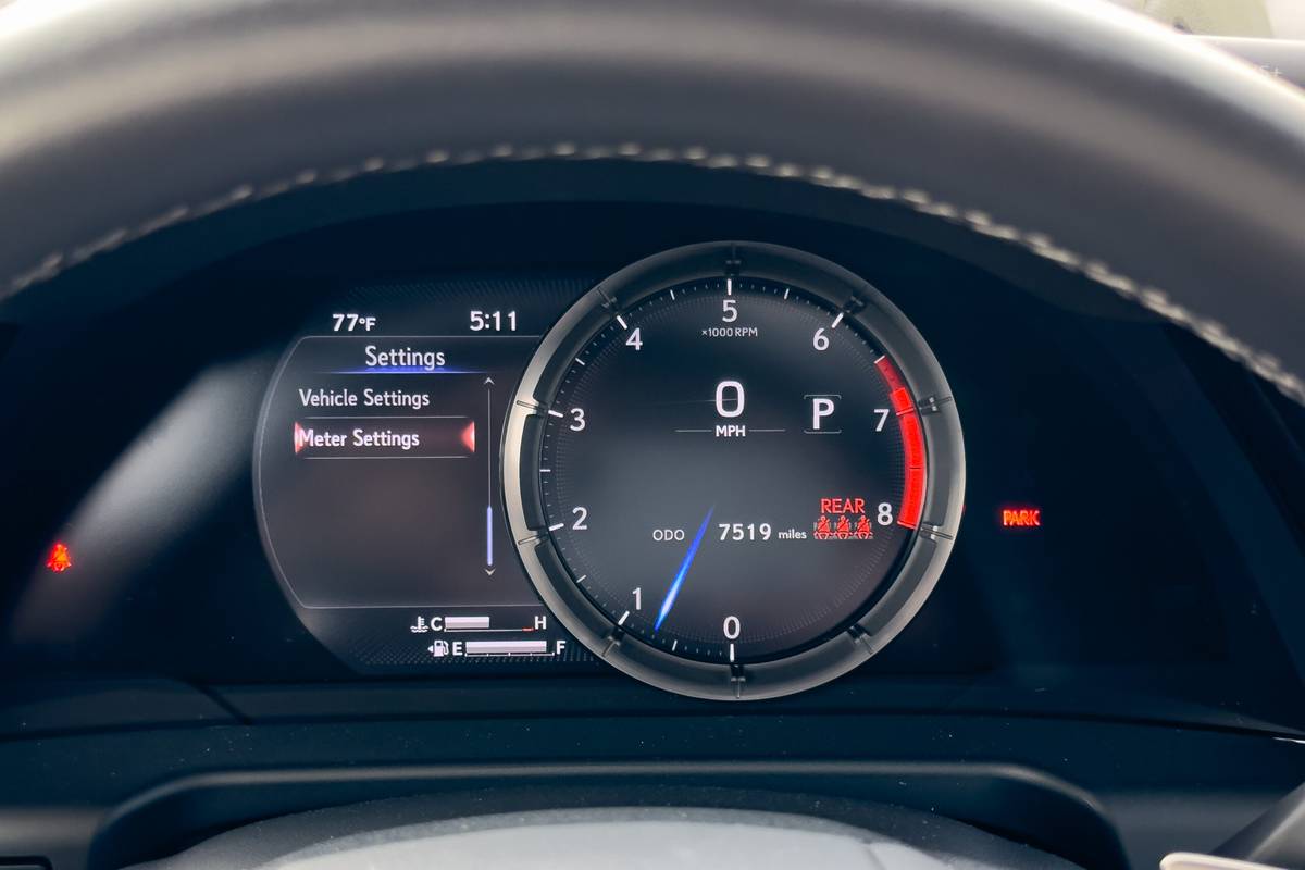 lexus es 350 f sport black 2025 23 interior instrument panel scaled jpg