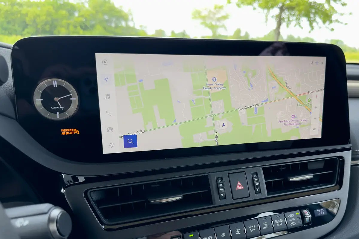 lexus es 350 f sport black 2025 28 interior center stack display scaled jpg