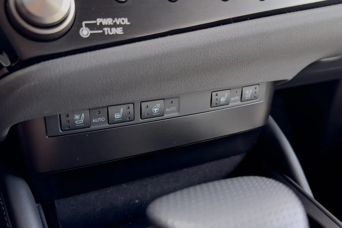 lexus es 350 f sport black 2025 30 interior dashboard controls scaled jpg