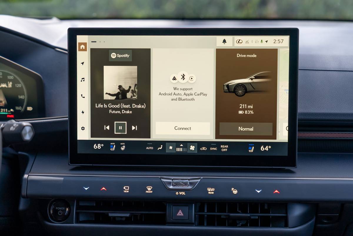 lexus es 350e 2026 29 interior center stack display scaled jpg