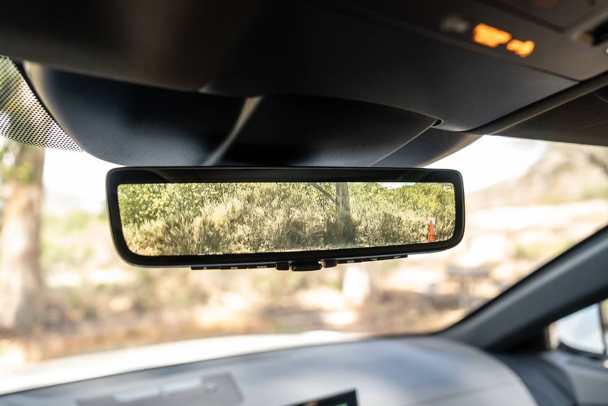 lexus es 350h 2026 36 interior rear view mirror scaled jpg