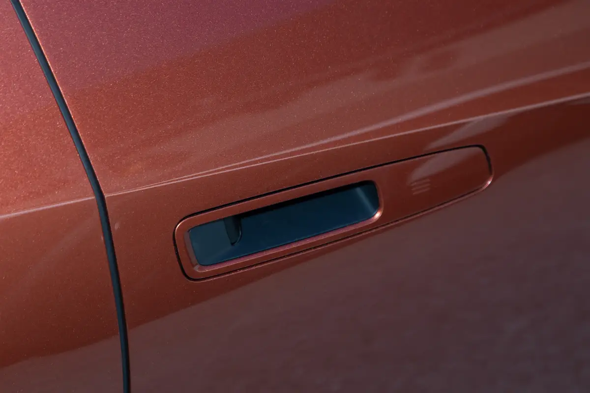 lexus es500e 2026 09 exterior door controls jpg