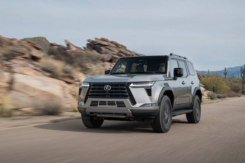lexus-gx-2027-exterior-oem-03