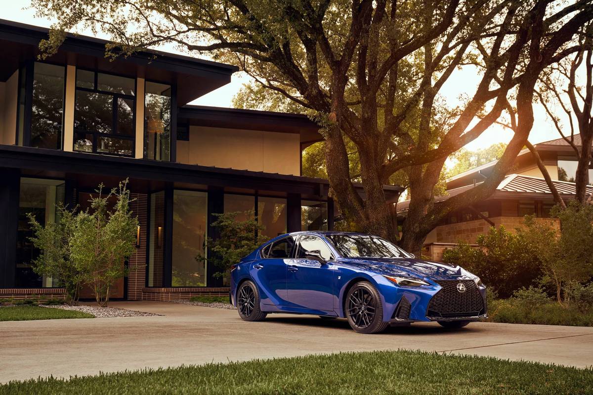 Updated 2021 Lexus Is Gets Updated Pricing Starts At 40 025 News Cars Com