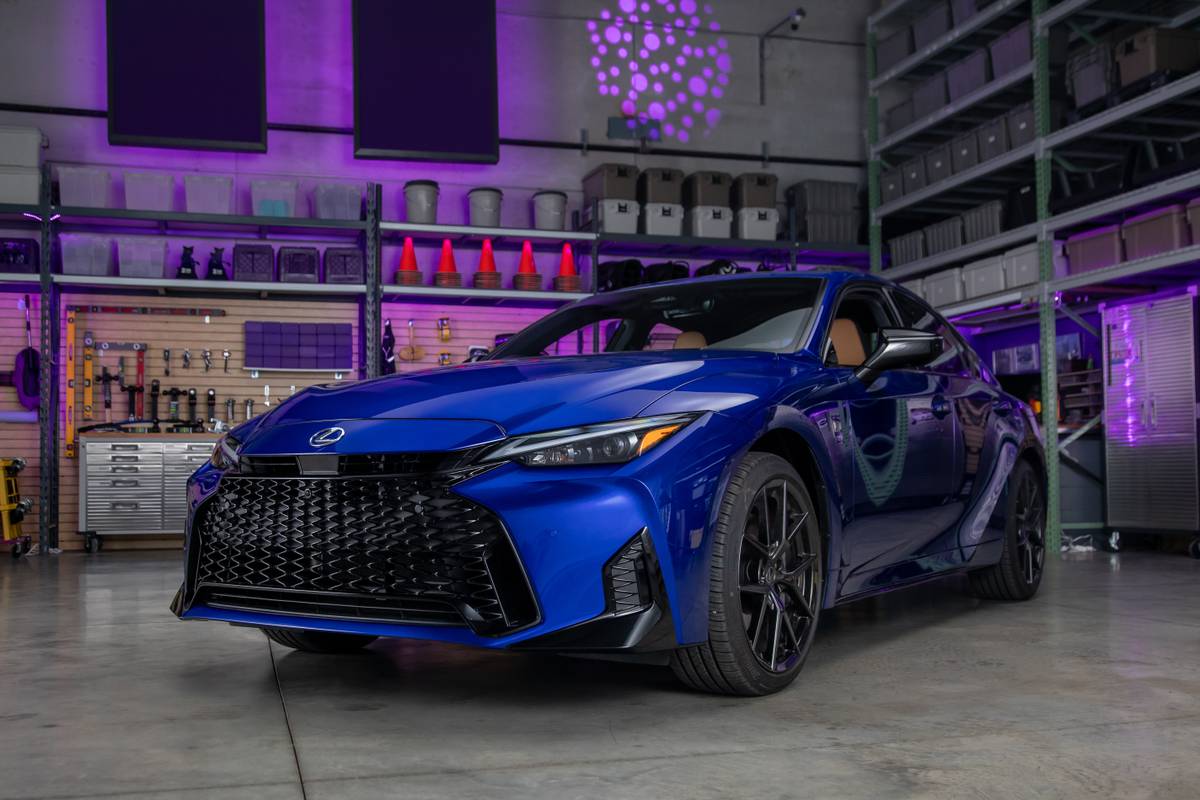 lexus is 350 f sport 2026 02 exterior front angle jpg
