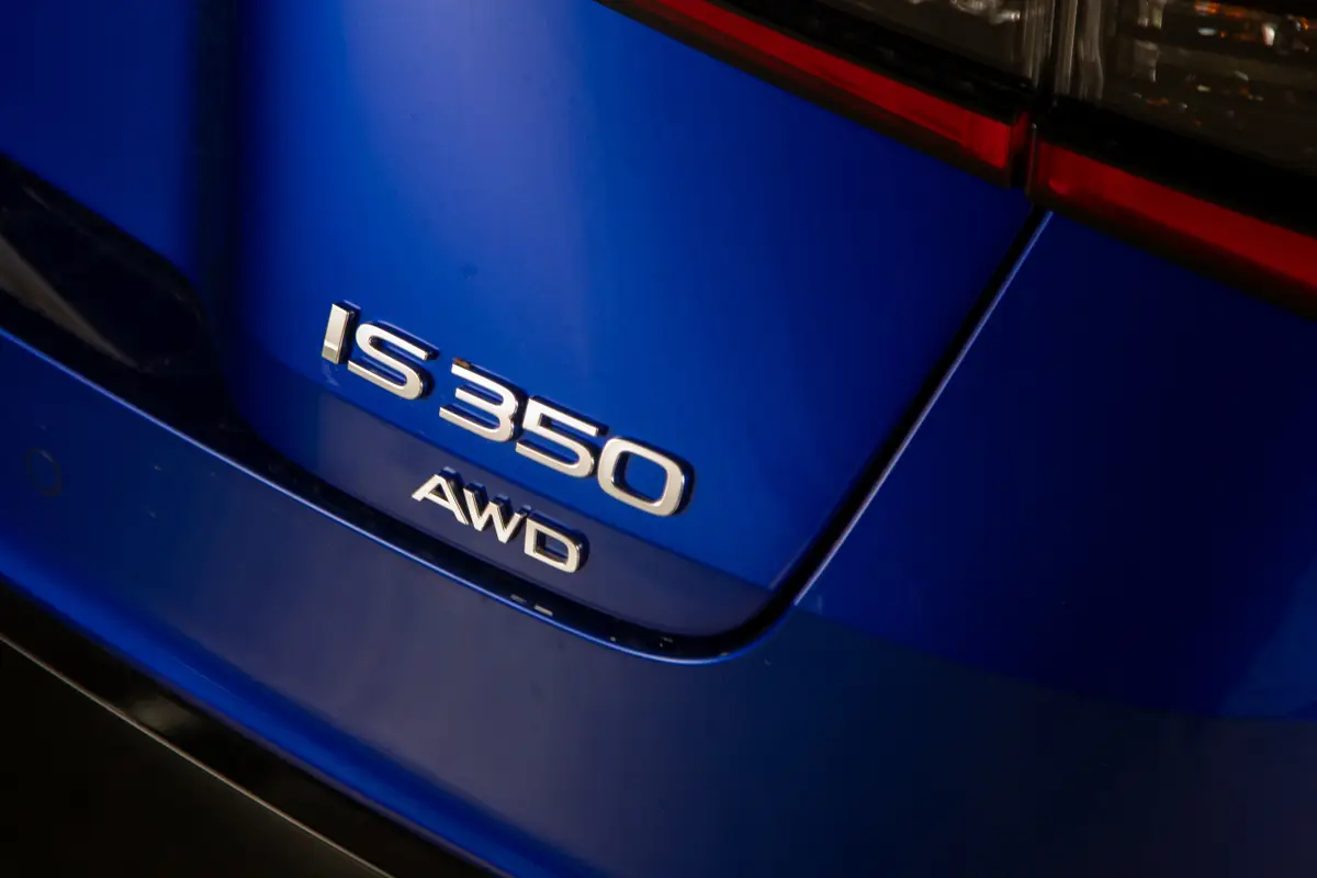 lexus is 350 f sport 2026 15 exterior rear badge jpg