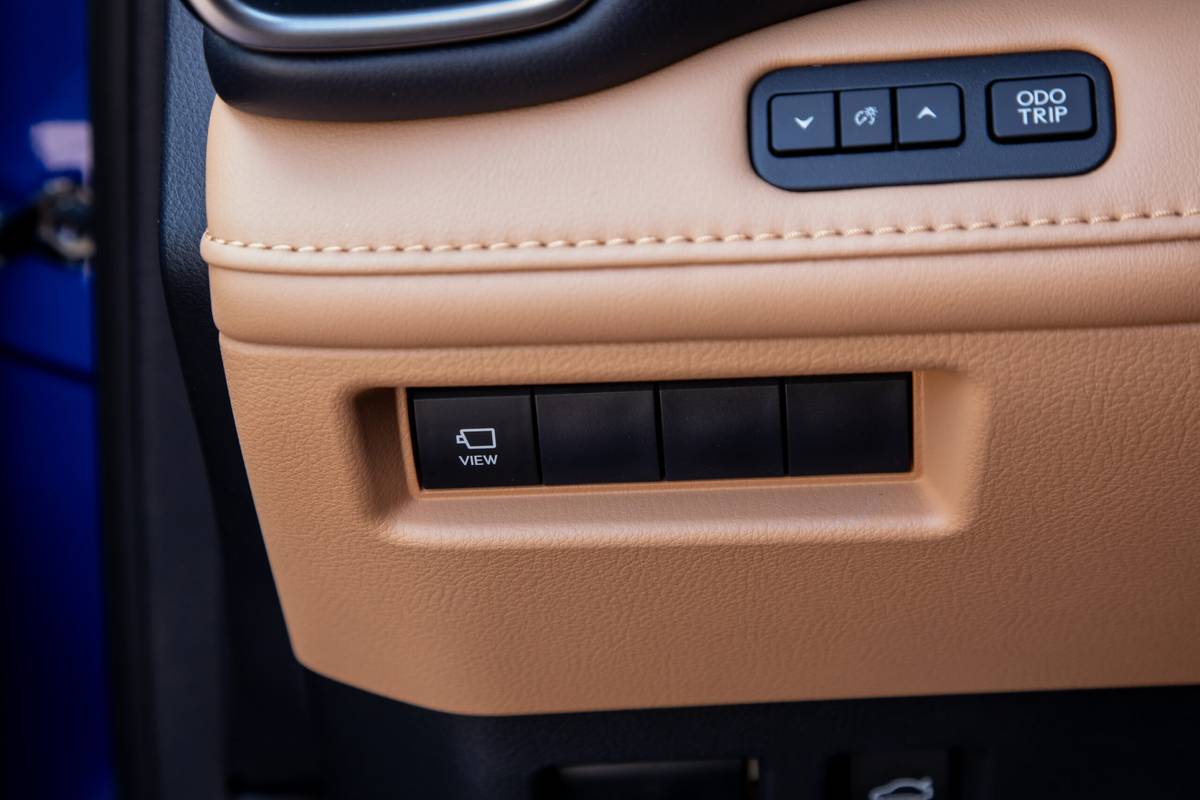 lexus is 350 f sport 2026 36 interior dashboard controls scaled jpg