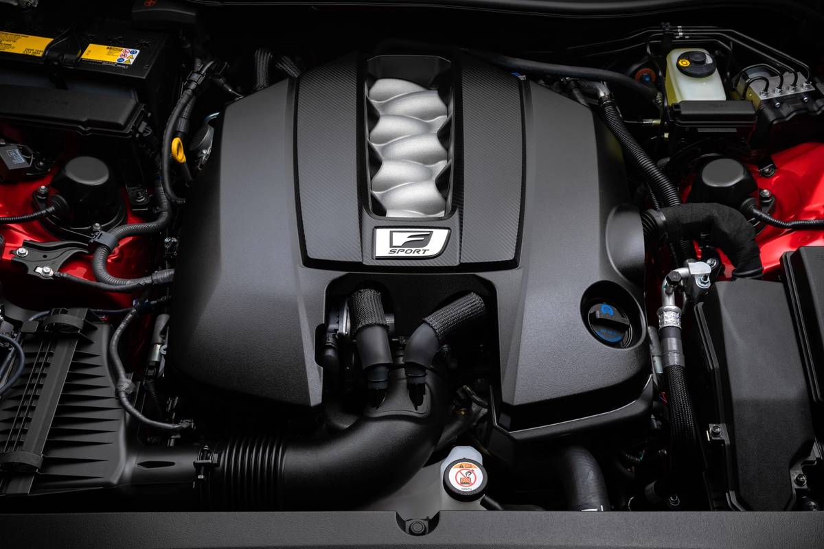 lexus-is-500-f-sport-performance-2022-06-engine--interior--oem.jpg