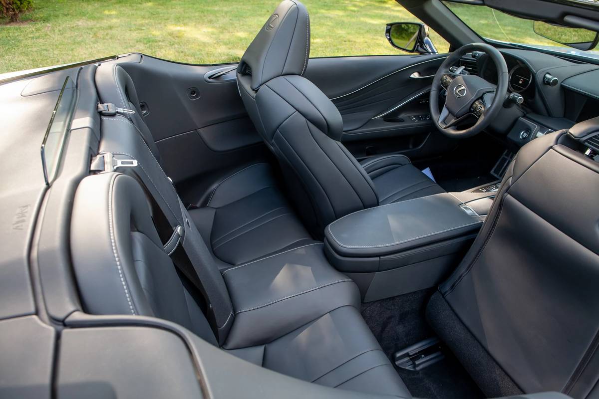 lexus lc 500 convertible 2021 45 backseat  interior jpg