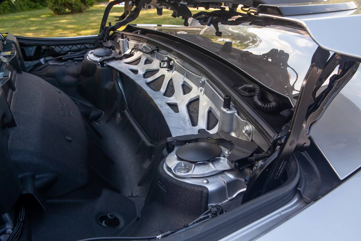 lexus lc 500 convertible 2021 47 backseat  controls  interior jpg