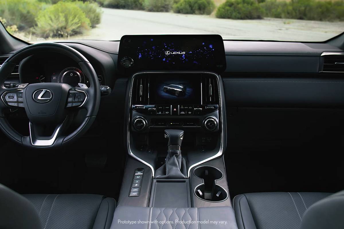lexus-lx-600-luxury-2022-0115-center-stack-display-dashboard-front-seat-interior-steering-wheel-suv