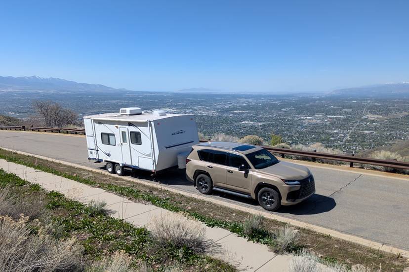 lexus-lx-700h-overtrail-2025-01-exterior-towing-front-angle