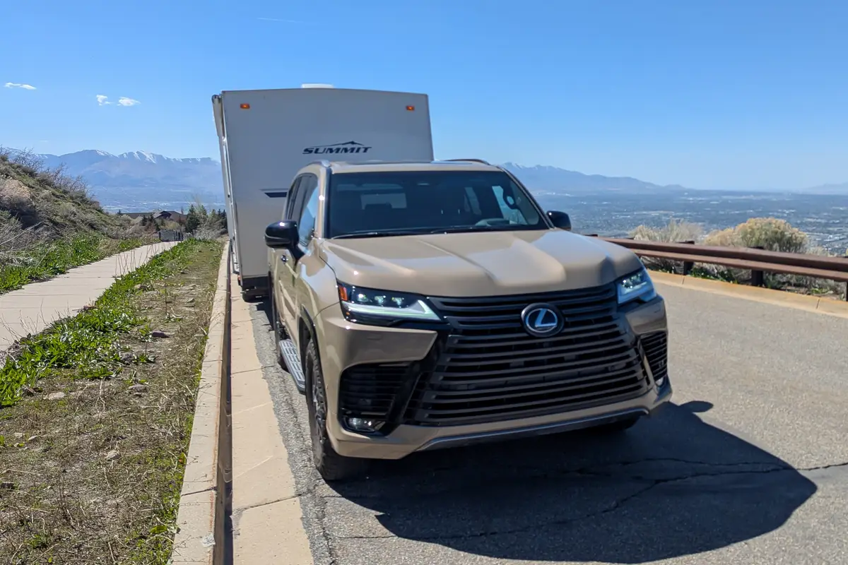 lexus lx 700h overtrail 2025 02 exterior towing front jpg
