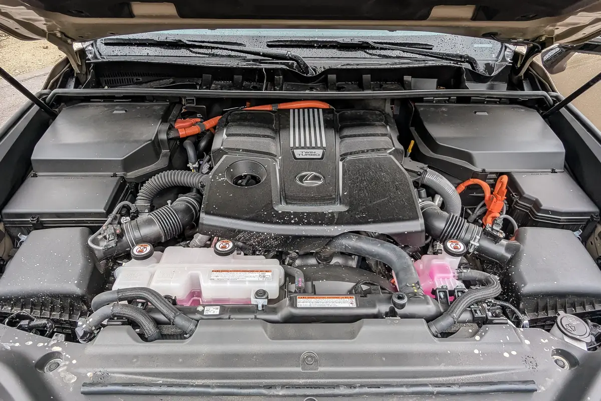 lexus lx 700h overtrail 2025 11 interior engine jpg