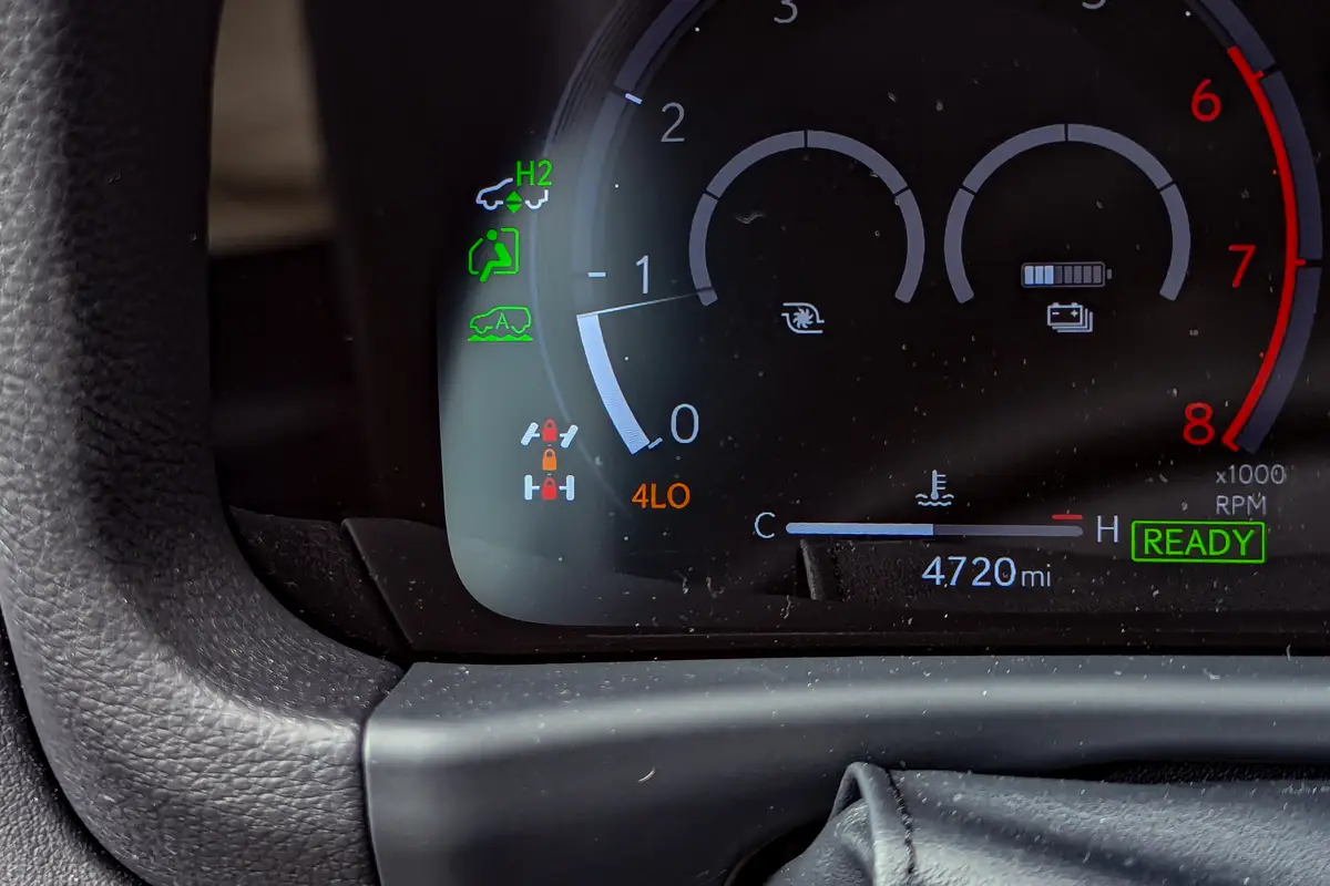 lexus lx 700h overtrail 2025 14 interior instrument panel jpg