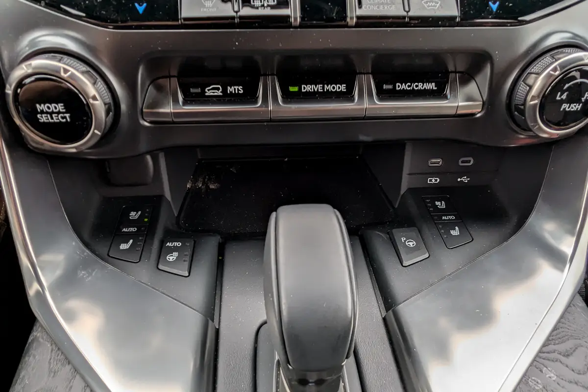 lexus lx 700h overtrail 2025 19 interior drive mode jpg
