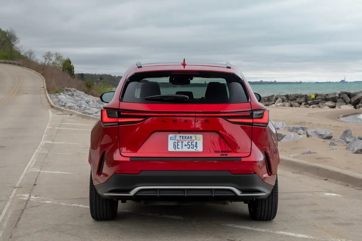 lexus nx 350h f sport 2026 10 exterior rear jpg