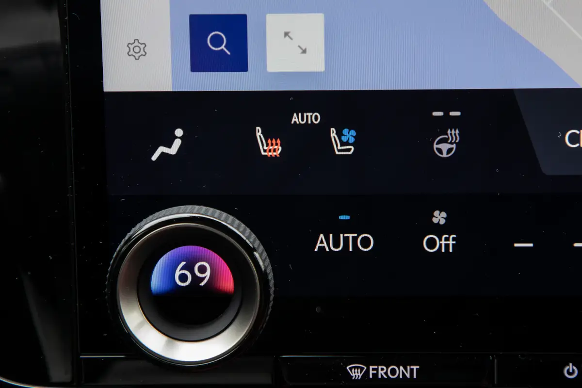 lexus nx 350h f sport 2026 34 interior climate control jpg