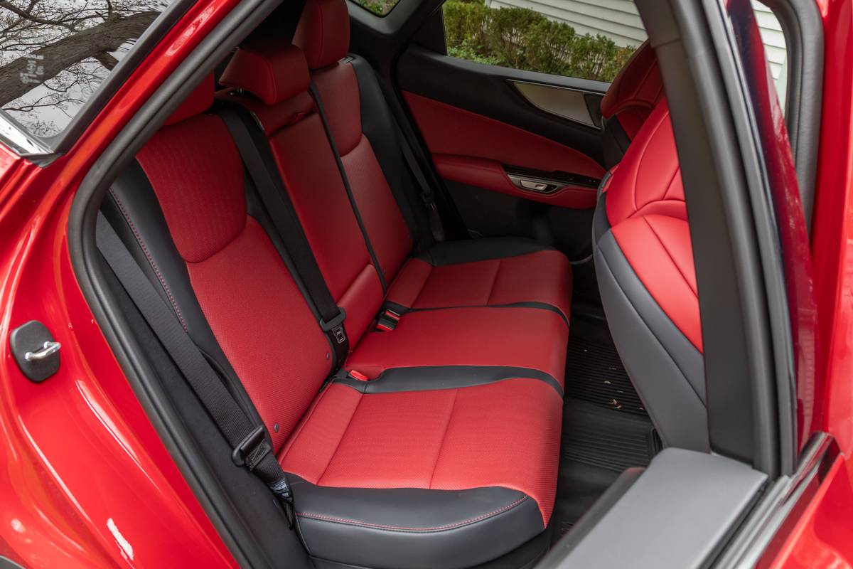 lexus nx 350h f sport 2026 43 interior backseat jpg