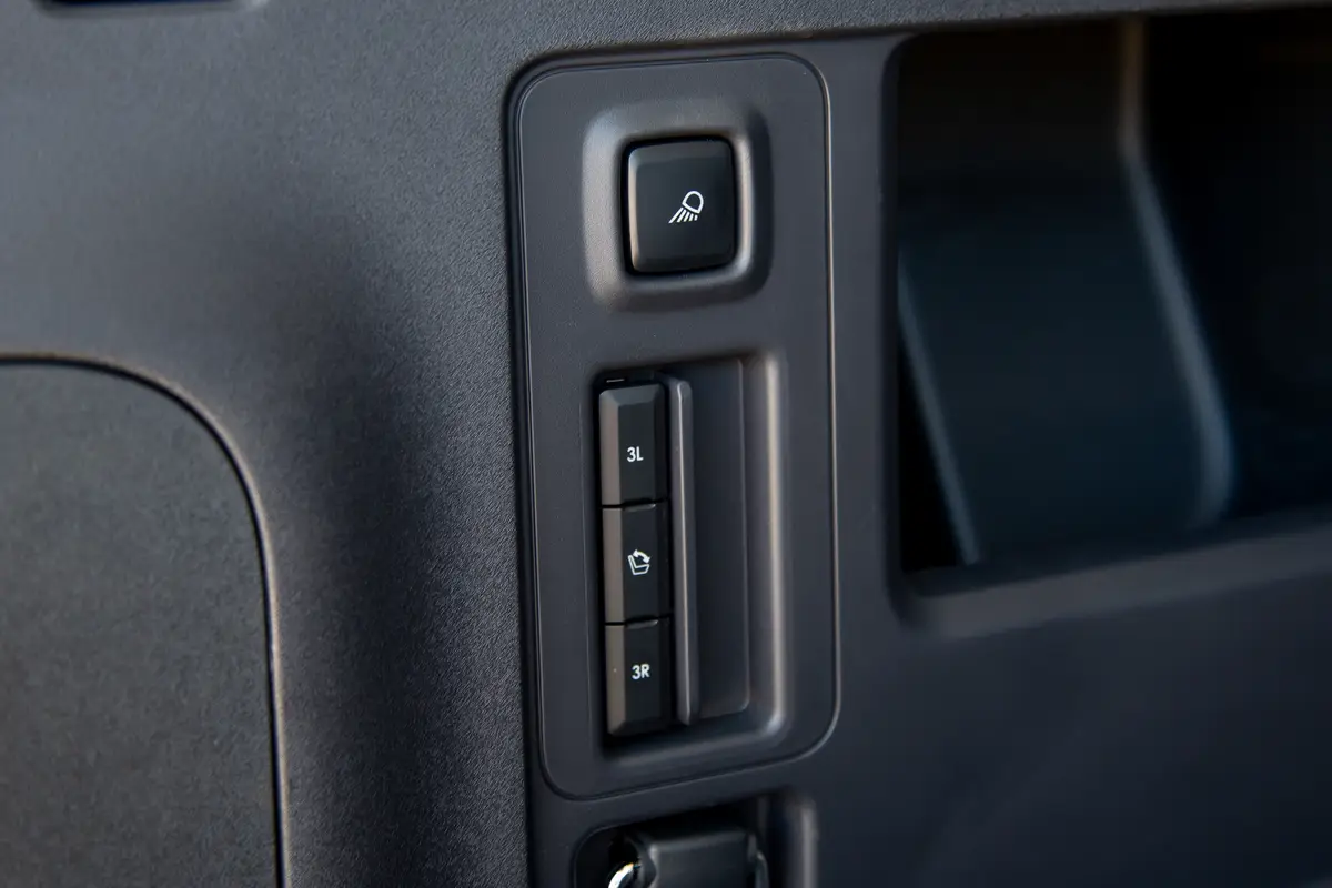 lincoln navigator 2025 42 interior cargo controls jpg