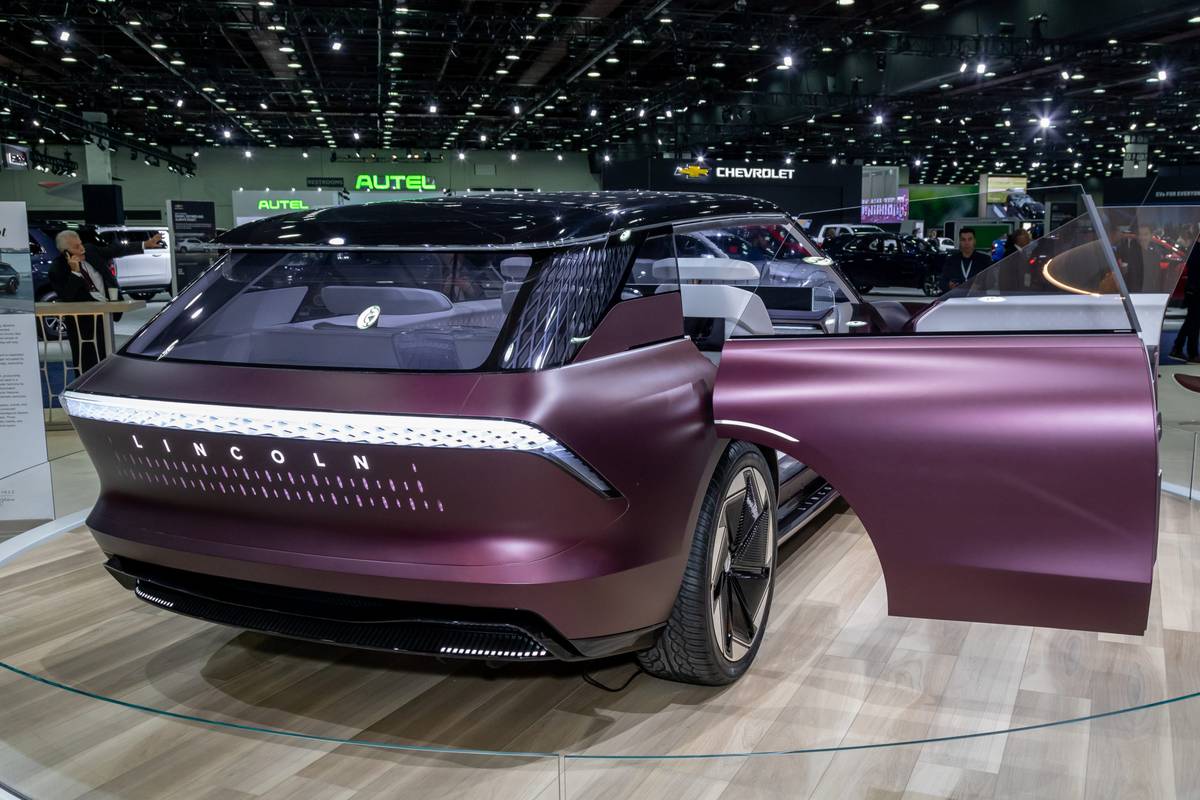 Lincoln Star Concept | Cars.com photo by Christian Lantry