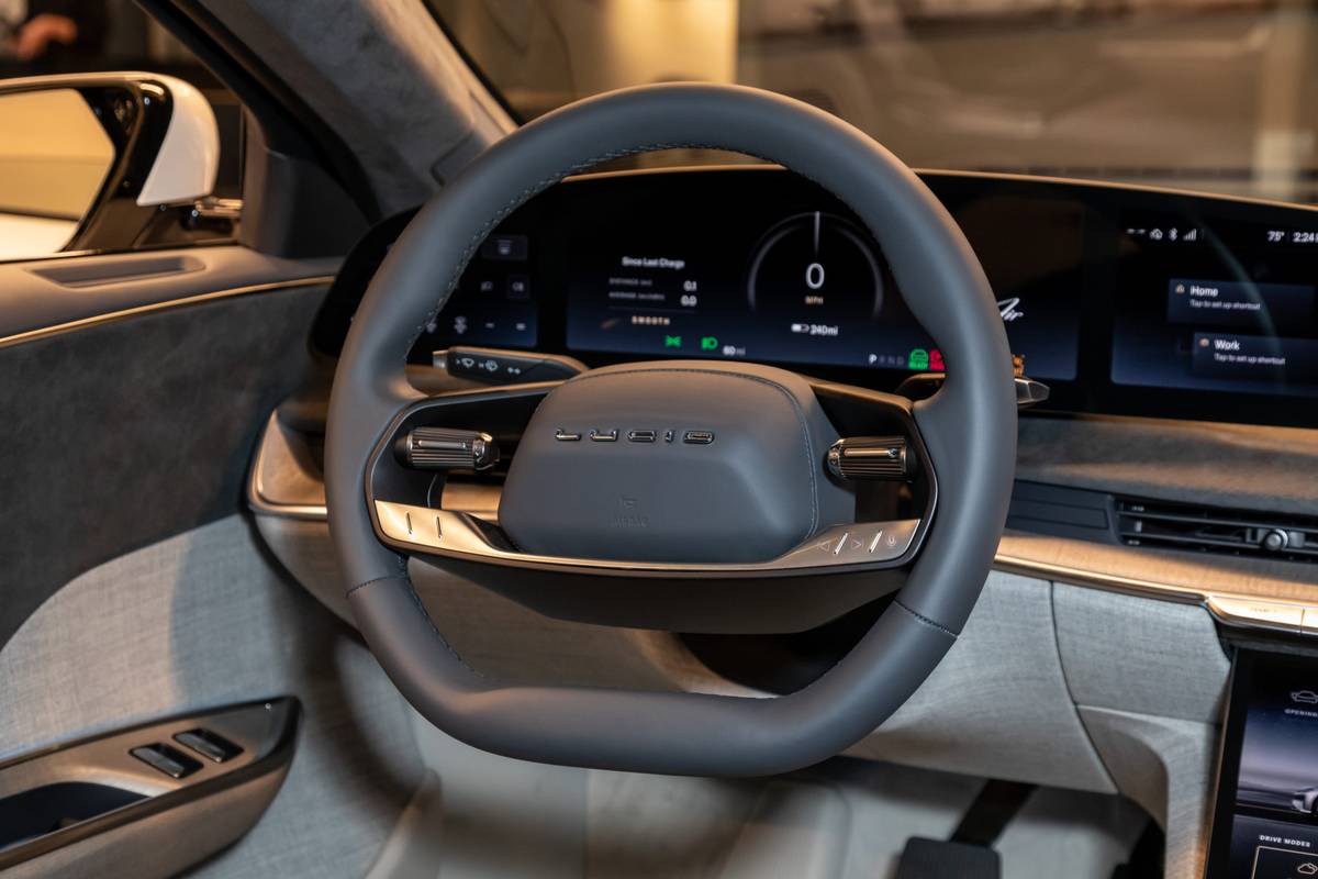 2022 Lucid Air - Specs, Prices, Range, Reviews & Photos | Cars.com