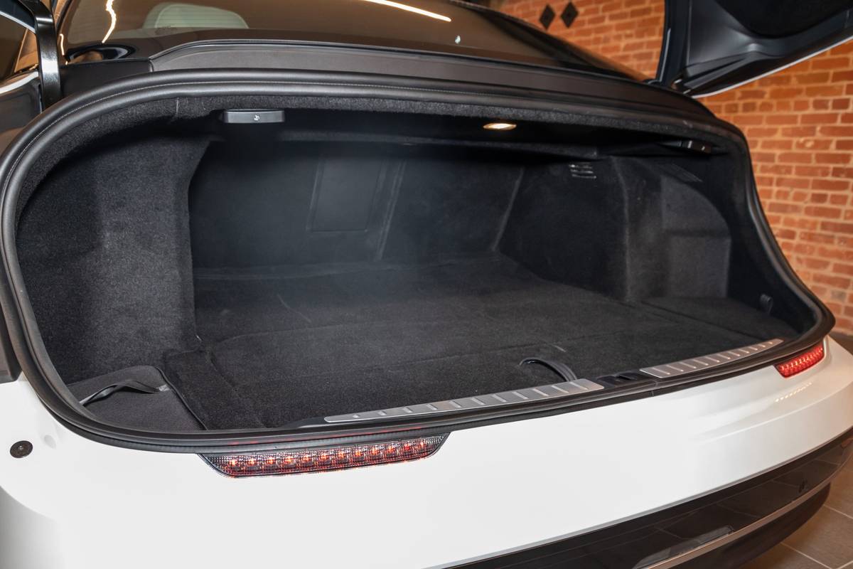 Lucid air shop trunk space