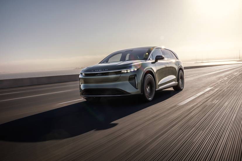lucid-gravity-2025-exterior-oem-01