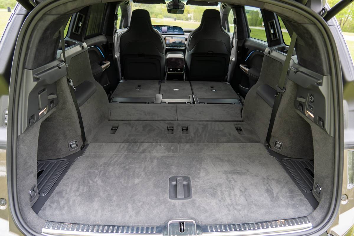 lucid gravity grand touring 2026 40 interior cargo seats folded scaled jpg