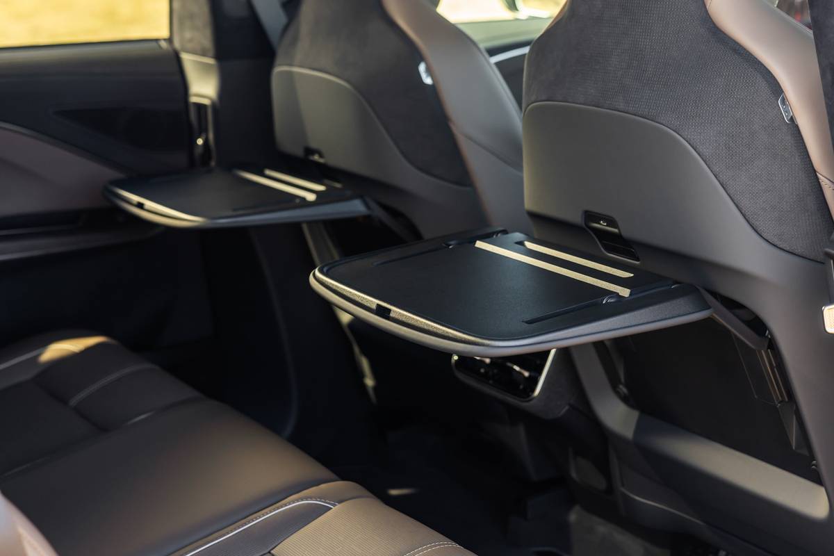 lucid gravity touring 2026 interior oem 01 jpg