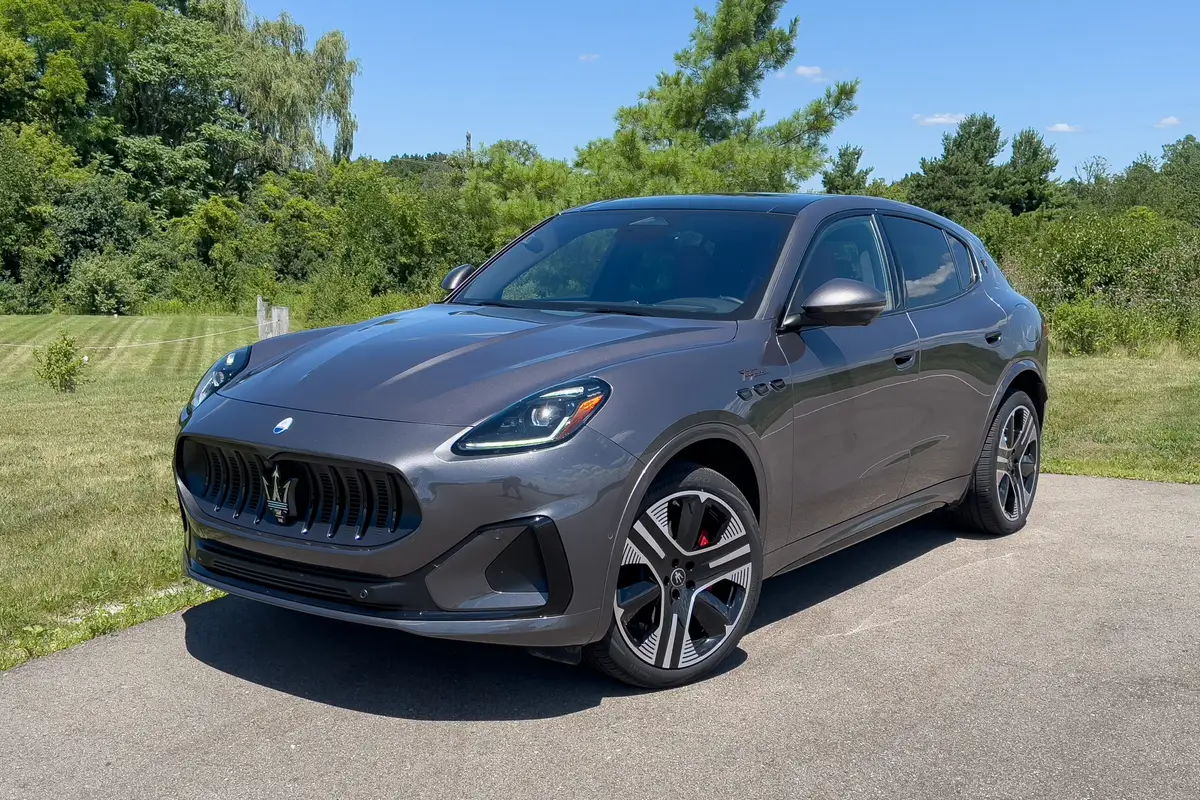 maserati grecale folgore 2025 01 exterior front angle scaled jpg