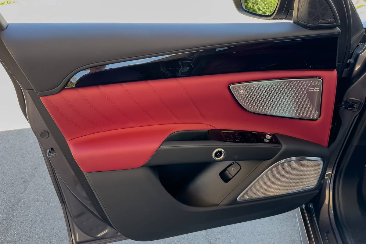 2025 Maserati Grecale Folgore