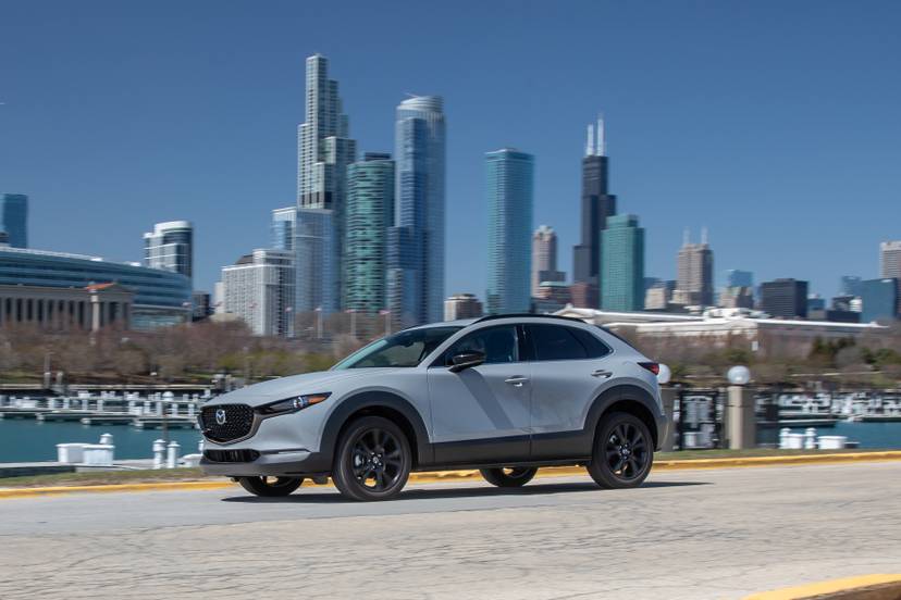 mazda-cx-30-2025-01-exterior-dynamic-front-angle