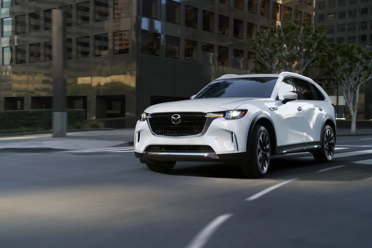 2025 Mazda CX90 Gains New Premium Sport Trims, Starts at 39,300