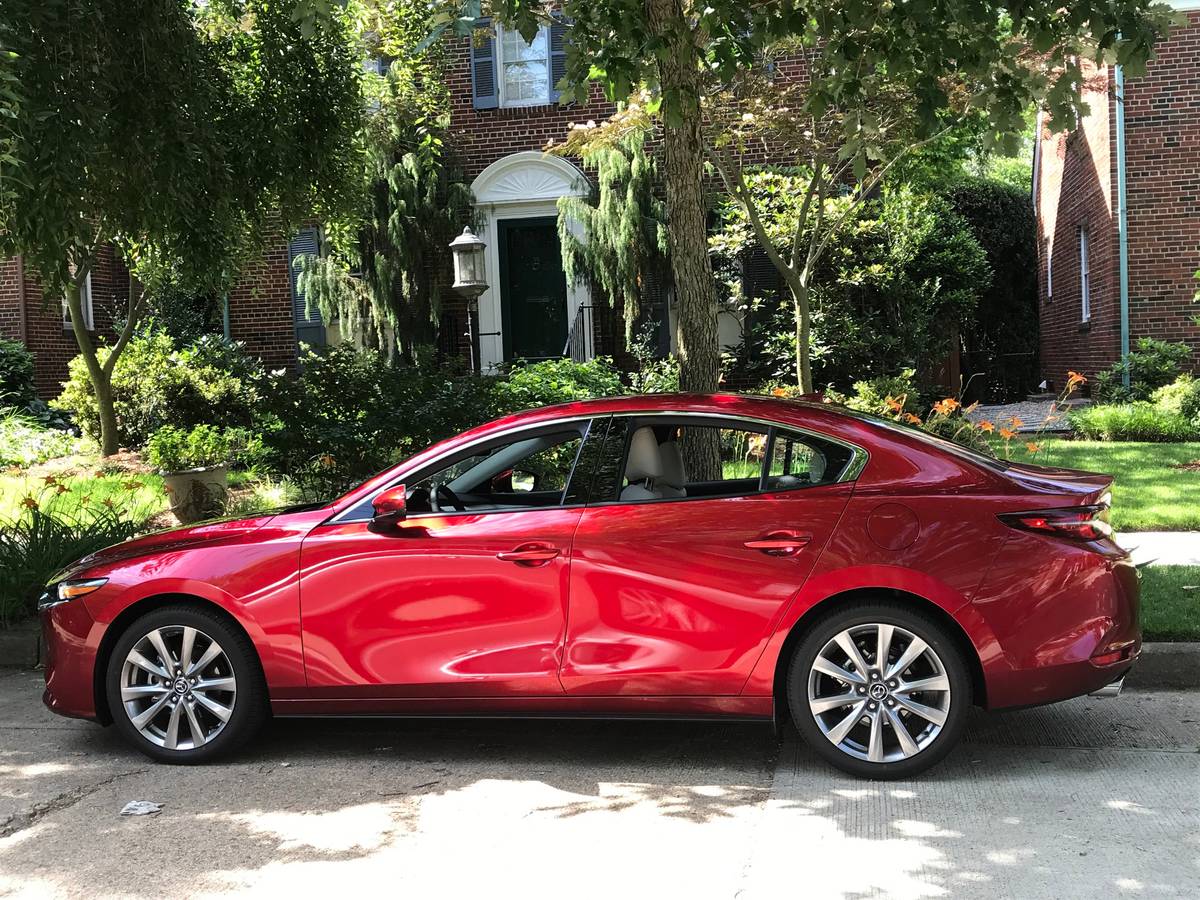 mazda mazda3 2019 04 exterior  profile  red JPG