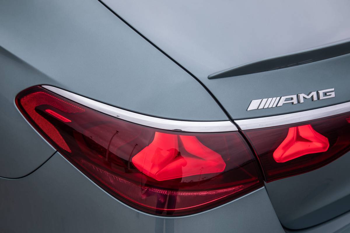 mercedes amg e53 2026 14 exterior taillight scaled jpg